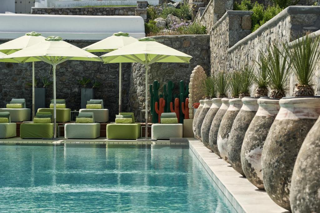 Mykonos Town Hotel | Myconian Naia - Preferred Hotels & Resorts