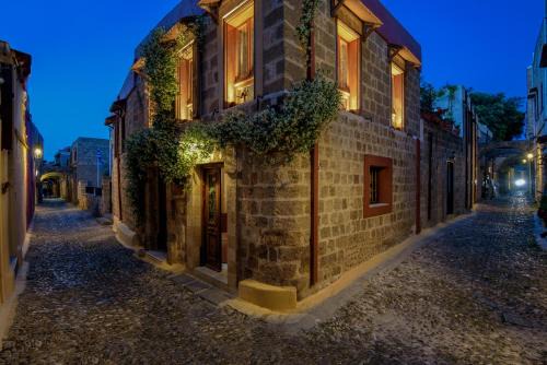 Rhodes Old Town Villa | Mythic Spa Villa