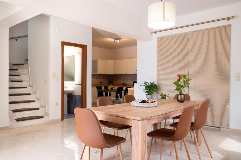 Pastida Villa | Naelia