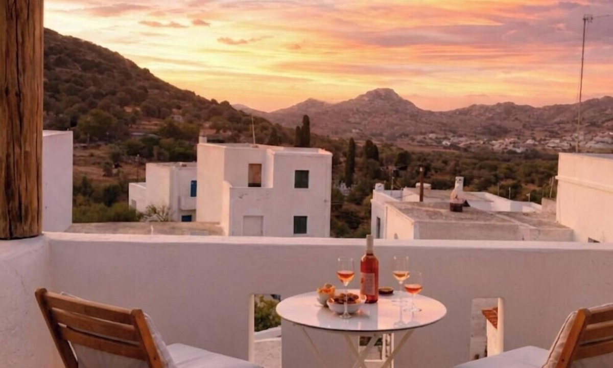 Naxos Resort | Naxos Damarionas Retreat | Newly Renovated Cycladic House with Views