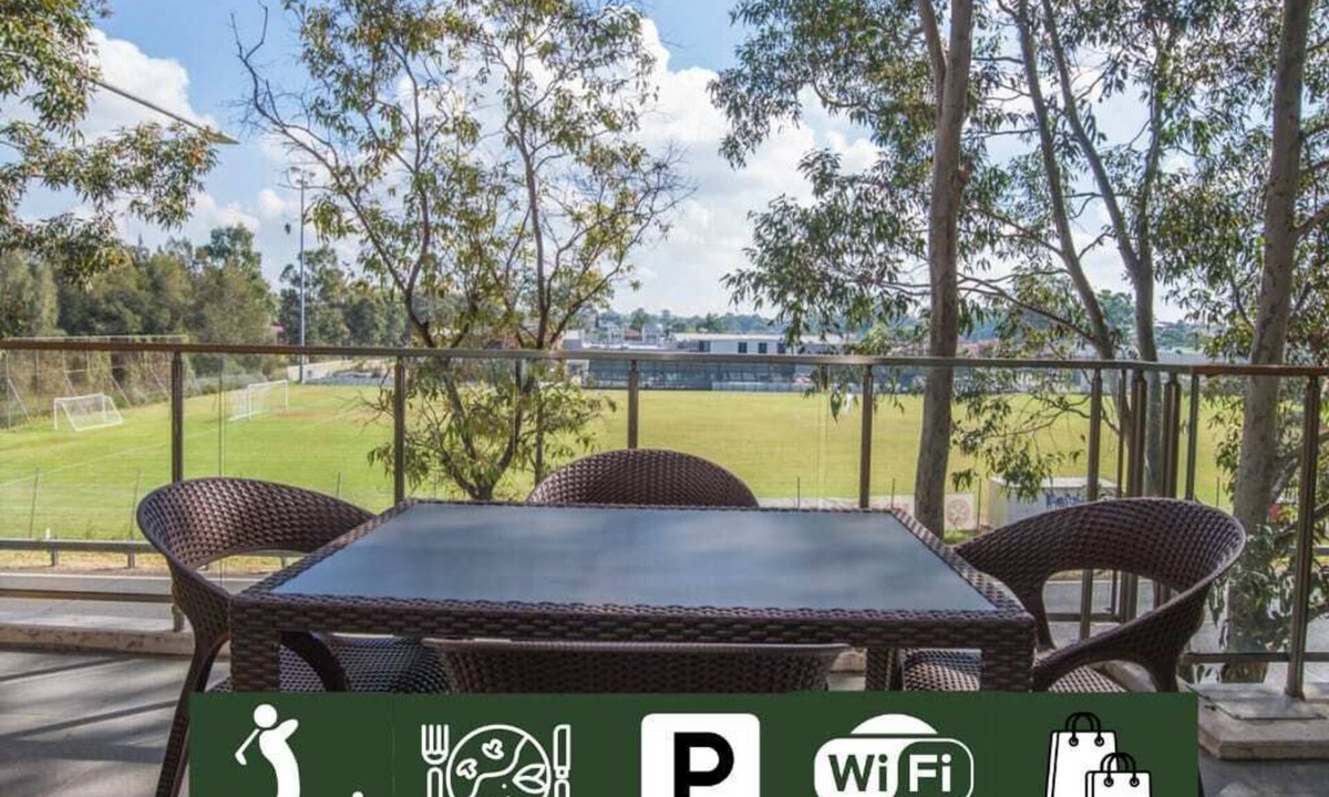 Bonnyrigg Apartment | Near by Shops Golf Club 3bed home at Bonnyrigg AC Wifi