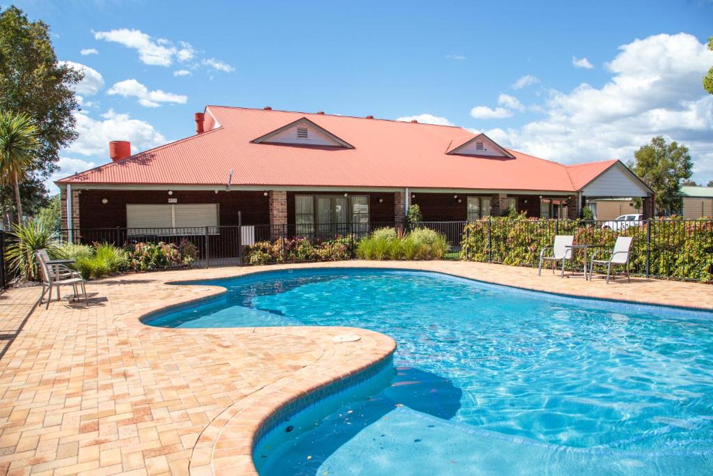 Jamisontown Resort | Nepean Shores by Gateway Lifestyle Holiday Parks