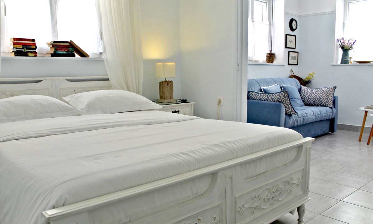 Plaka Apartment | Nephiria, Under the Acropolis, In the heart of Plaka