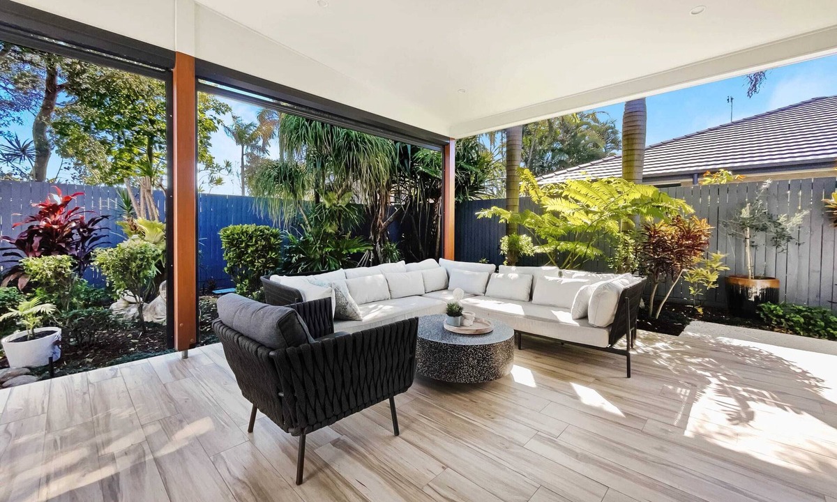 Warana House | *NEW LISTING*Gorgeous Warana Home 150mts to Beach