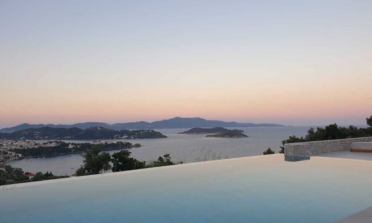 Katsarou House | New Luxury Villa close to Skiathos town with 16m Infinity Pool & Panoramic Views