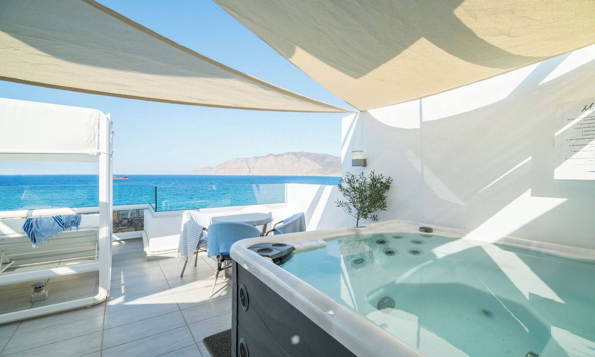 Mochlos Villa | New Seafront Villa with Rooftop Hot Tub, 50 m from the Beach