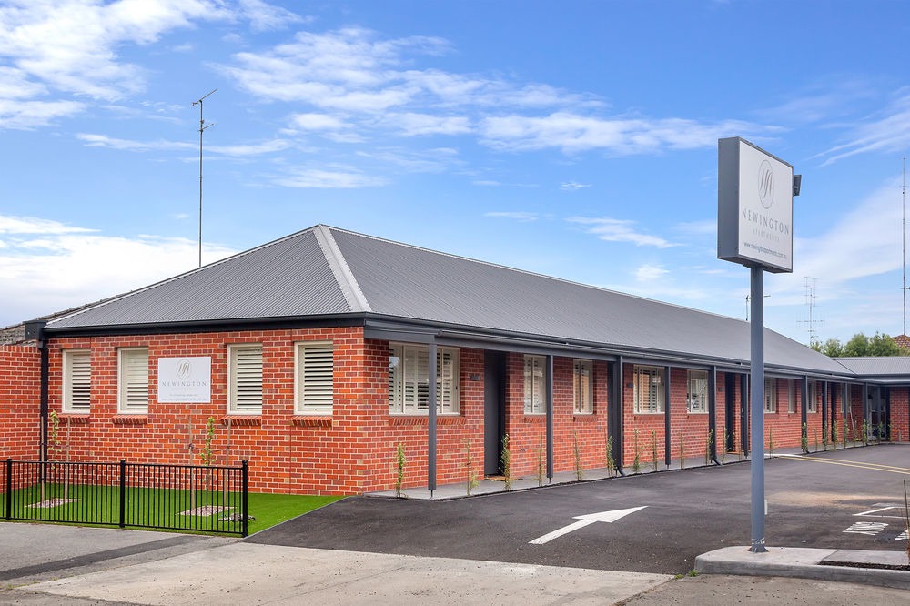 Ballarat Hotel | Newington Apartments
