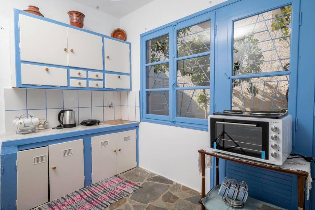 Polichnitos House | Nick and Avge's Little Village Haven