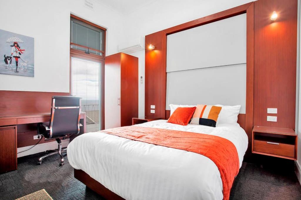 Burnie House | Oakleigh Guest House with Ocean Views - Room 7