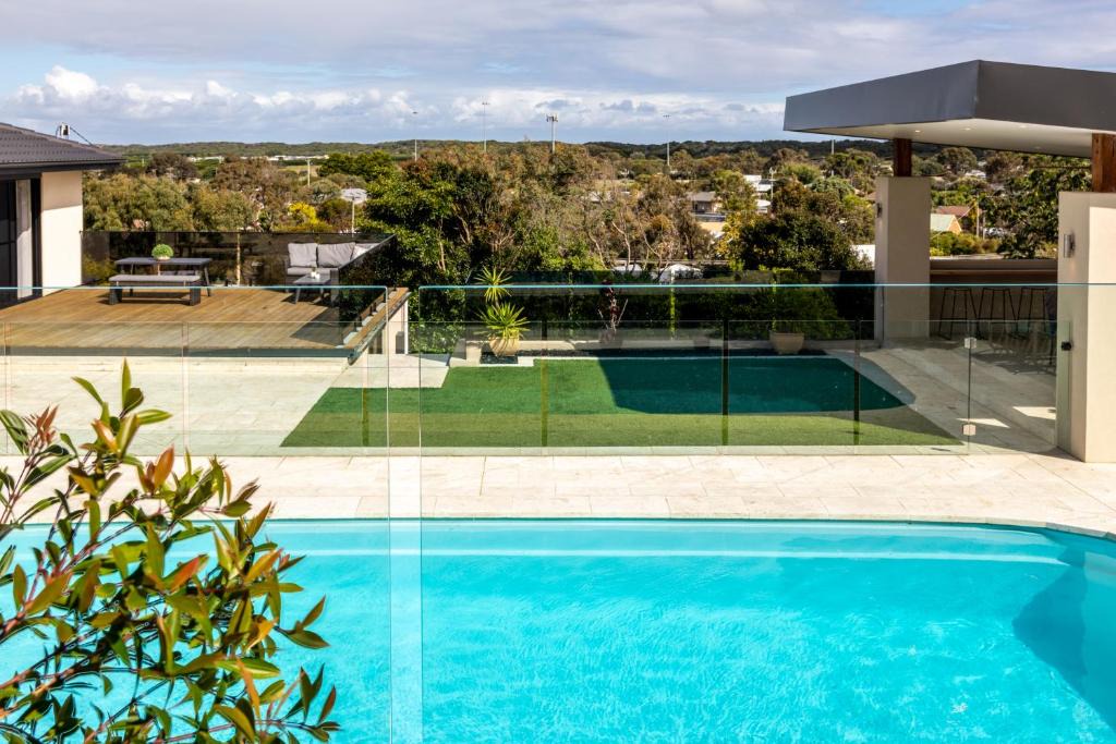 Ocean Grove House | OASIS ON SUNSET - tranquility close to the ocean