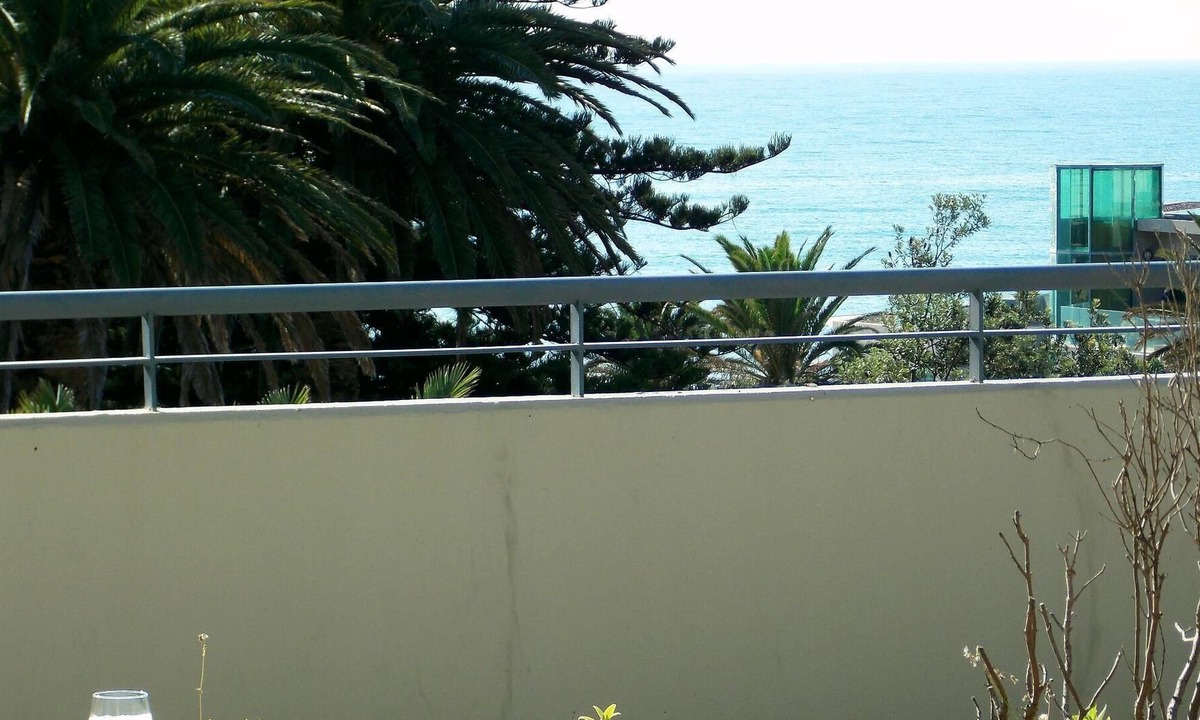 Cronulla Apartment | Ocean View, Lift Access 304 Opposite North Cronulla Beach