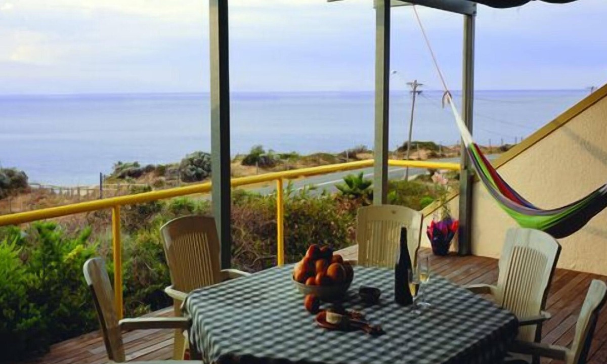 Halls Head Apartment | Ocean Front Apartments long or short stay 2Bedrooms - Adults Only