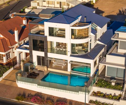 Seacliff House | Ocean View Villa with Pool Spa & Cinema
