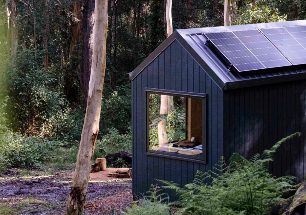 Main Creek House | Off-Grid Cabin Tucked into Nature - Pet Friendly - Mahli