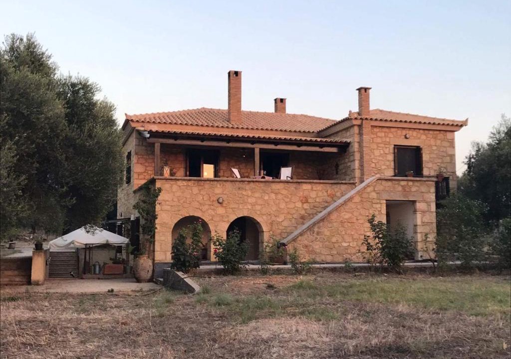 Kiparissia House | Olive Cottage