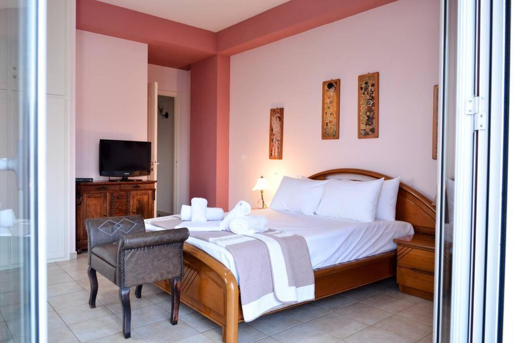 Kalamata Villa | Olive Villa