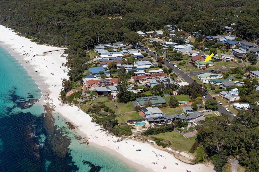 Hyams Beach House | On Cyrus at Hyams Beach