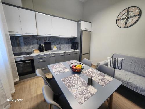 Plomari House | Orange Grove