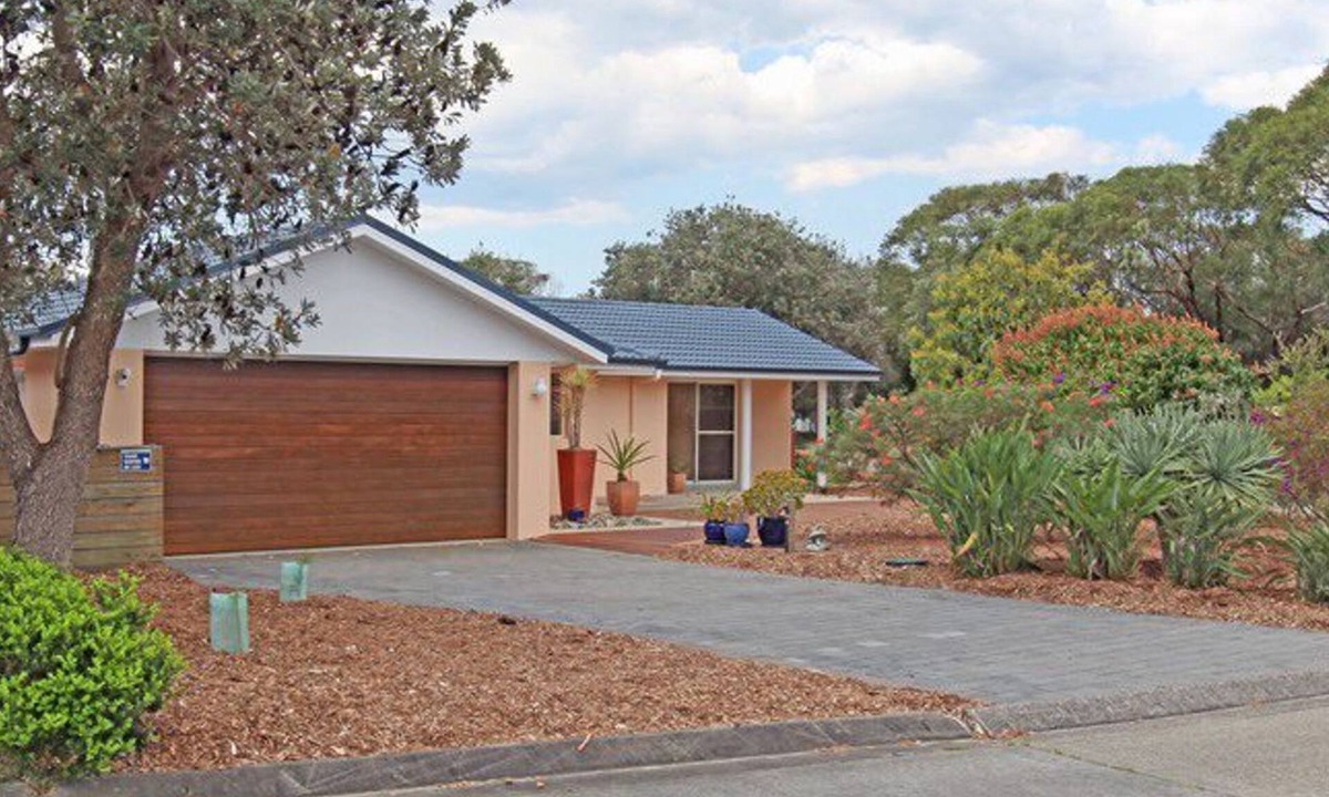 Dunbogan House | Oystercatcher - 10 Pindari Dr Dunbogan
