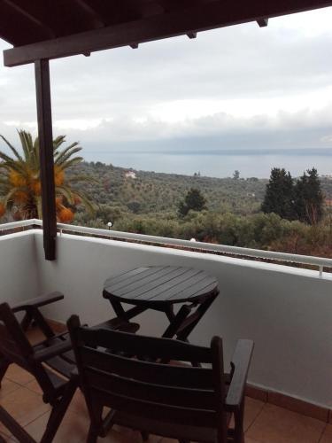 Varia Apartment | Pafsilipo Apartments