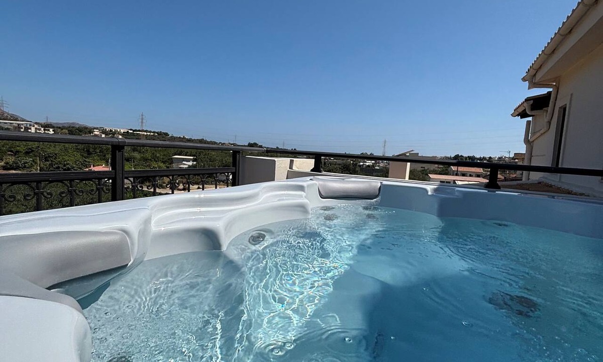 Malevizi Apartment | Papyrise View