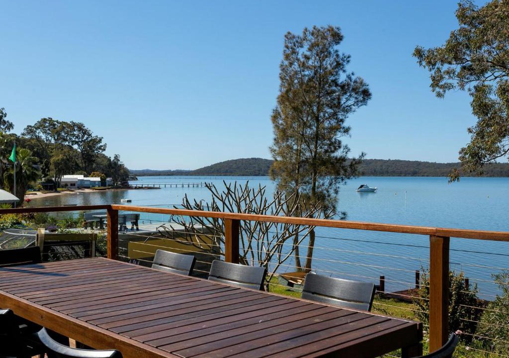 North Arm Cove House | Paradise 54 Eastslopes Way