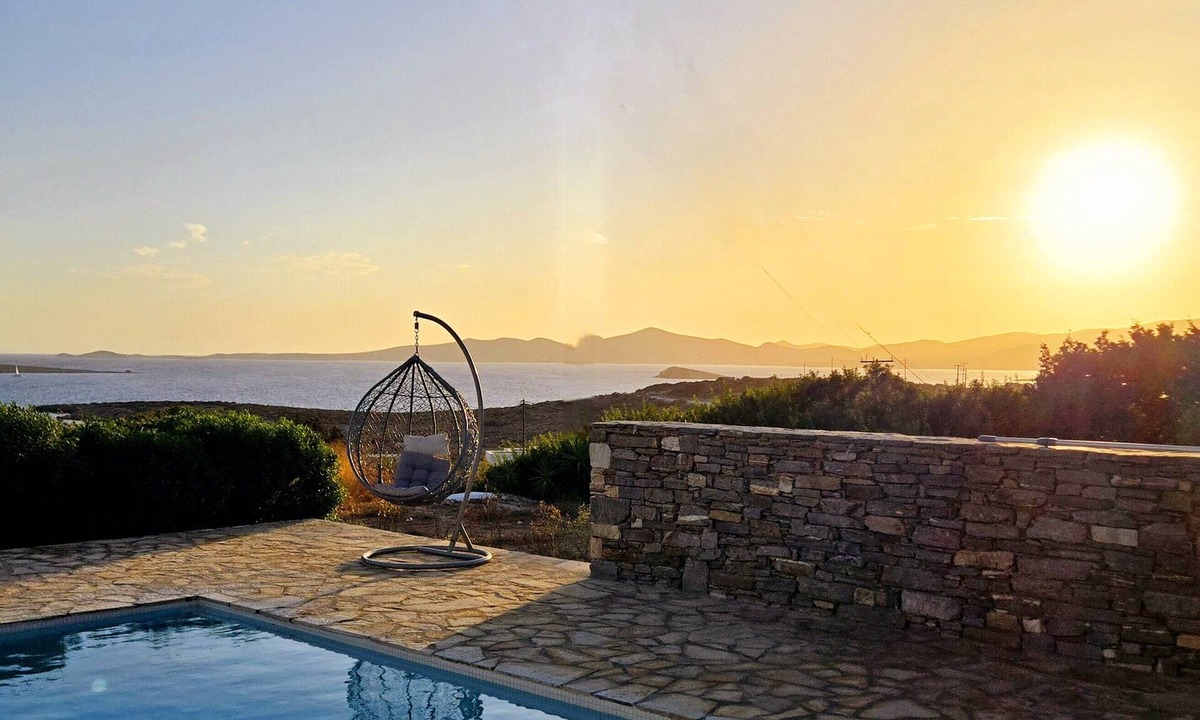 Paros Villa | Paros Afrodite Luxury Villas ,Private Pool ,Quiet, Charming & Fantastic View