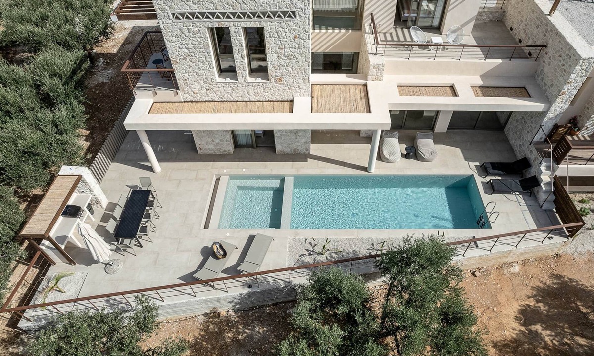 Limeniskos Villa | Peaceful Melissa Villas,2 pools, 5 BR, BBQ
