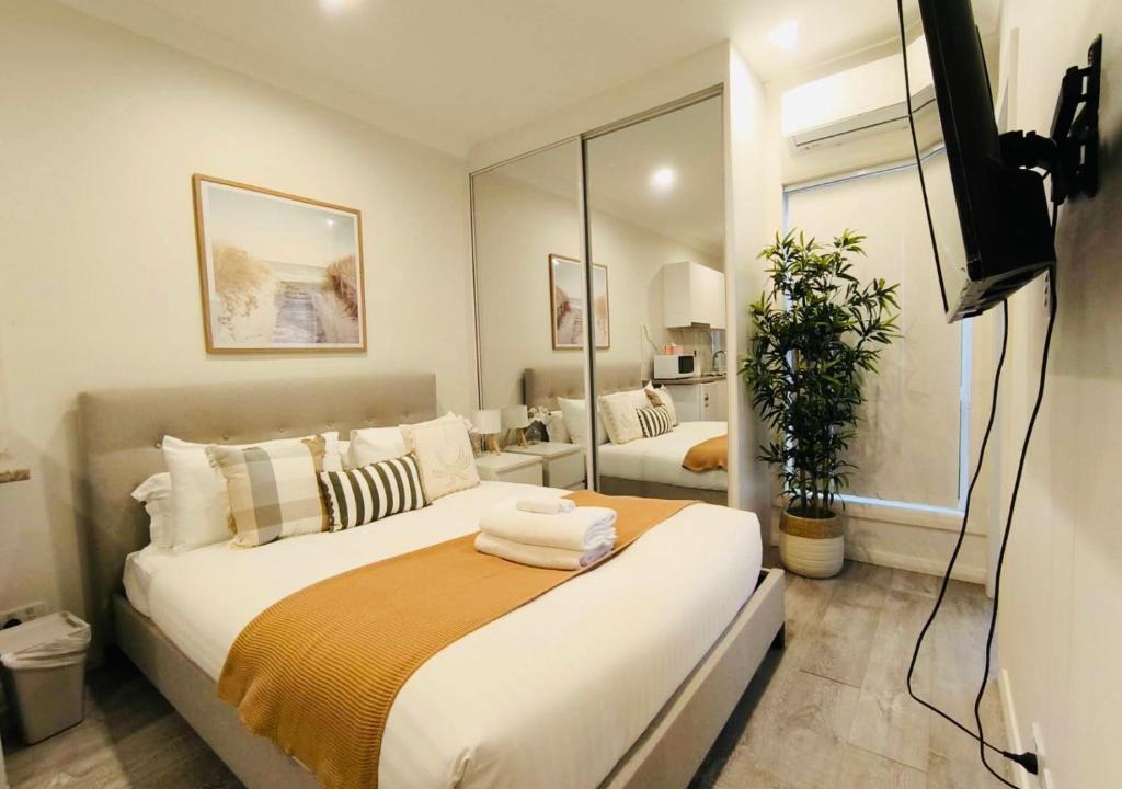 Kingsgrove House | Peaceful Studio Hidden in Kingsgrove