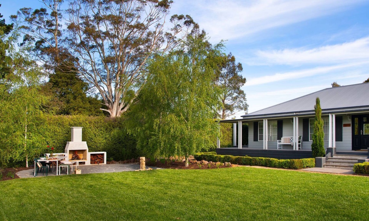 Trentham House | Peahen House - Trentham Luxury
