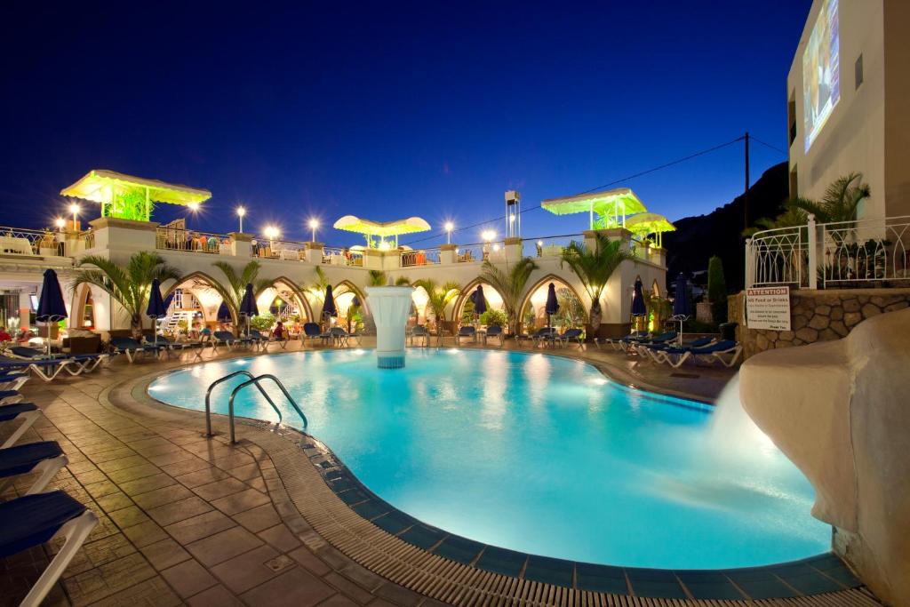Pefkos Hotel | Pefkos Beach Studios & Apartments