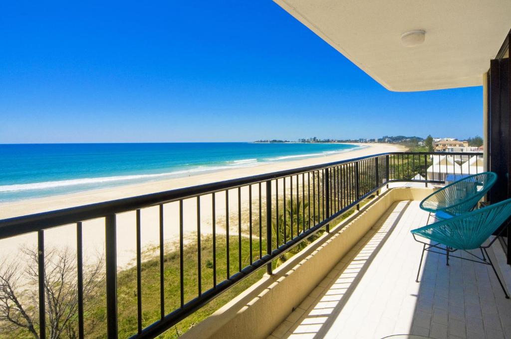 Pelican Sands Beach Resort | Tugun