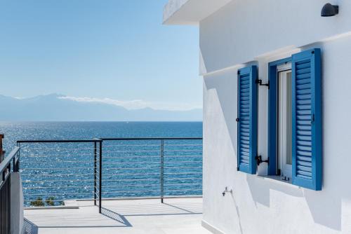 Thermaikos Apartment | Penthouse Seafront Luxury Studio