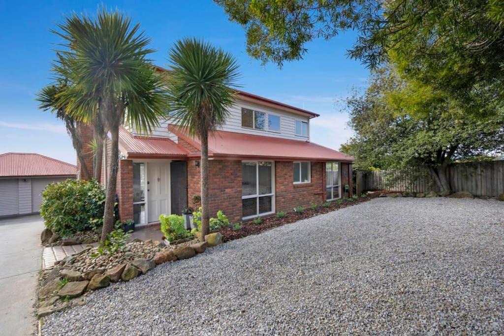 Prospect Vale Apartment | Perfect for groups and families