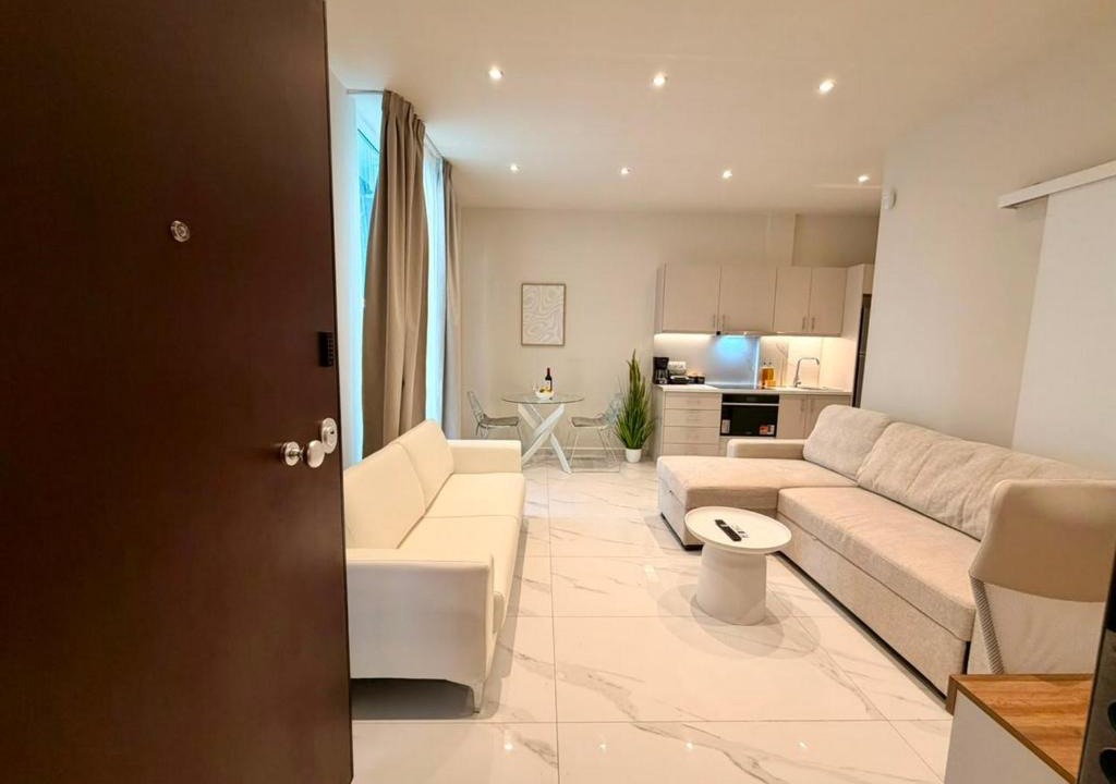 Aigaleo Apartment | Pergamou Base