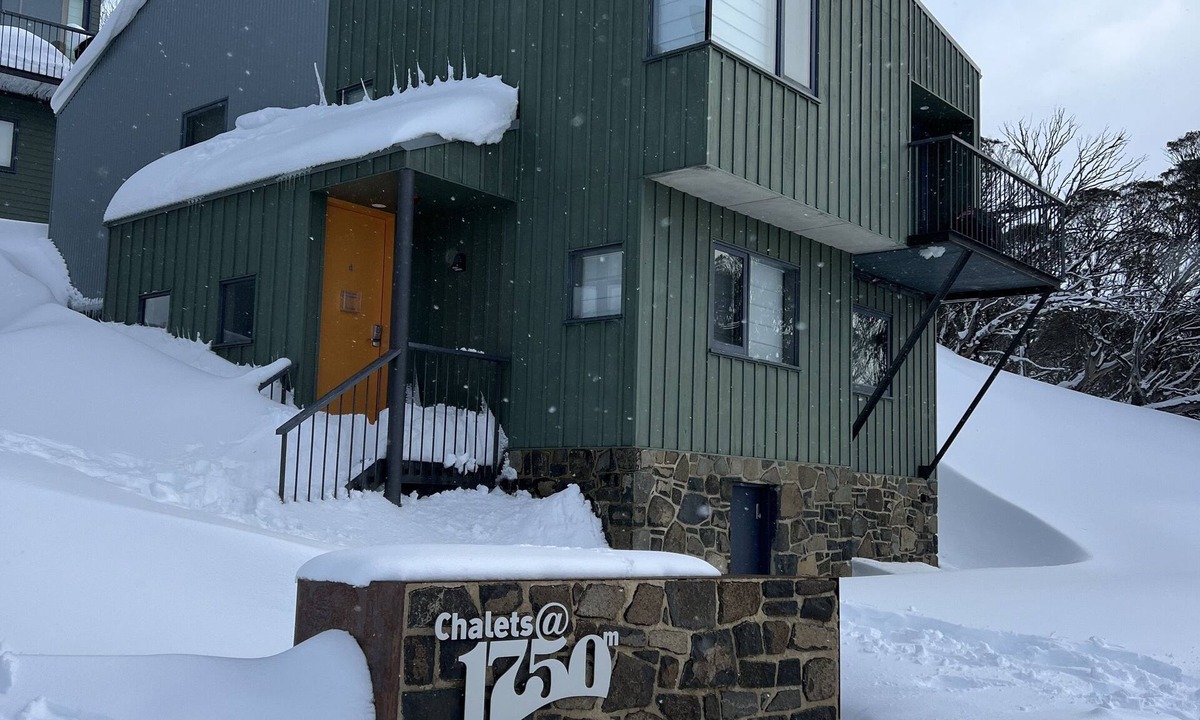 Perisher Valley Ski Chalet | Perisher- Family-sized Stand-alone Chalet. the Perfect Place to Stay On-snow