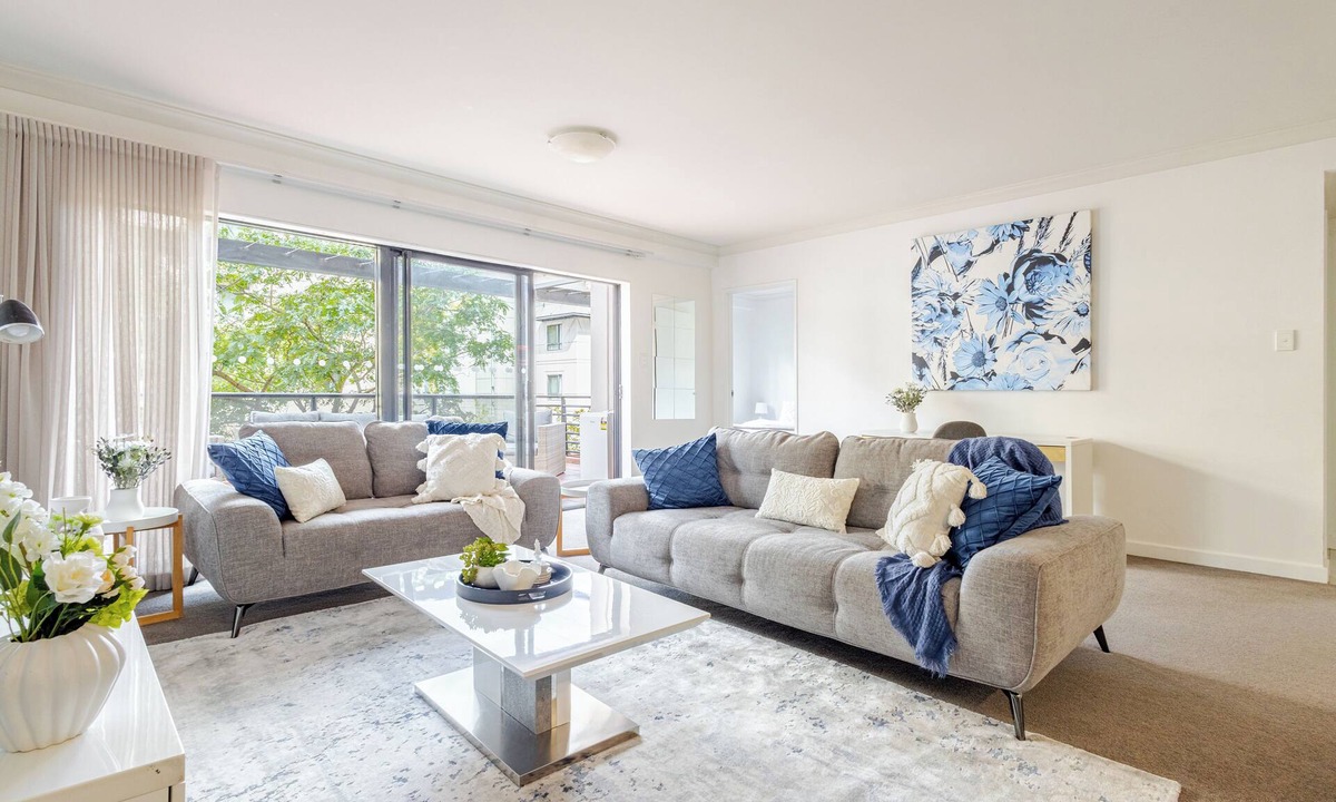 Perth Central Business District Apartment | Perth City Stay | 2BR w/Pool, Gym, Parking | Walk to Quay, Kings Park, PCEC