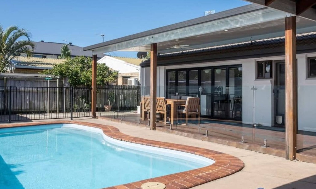 Warana House | Pet-Friendly Home + Pool, Walk to Warana Beach