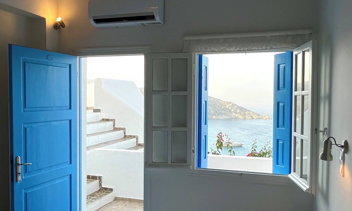 Ios Hotel | Petradi Hotel
