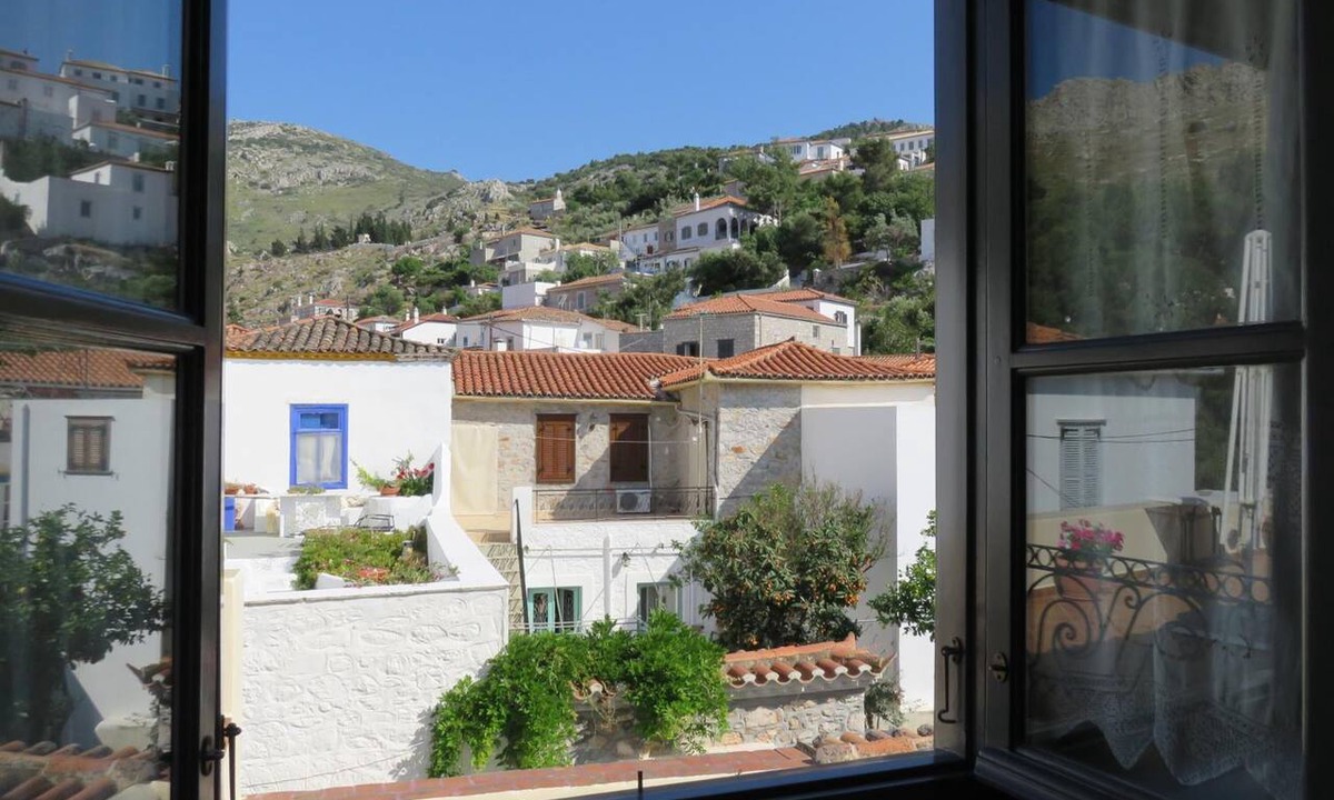 idhra Hotel | Phaedra Hotel