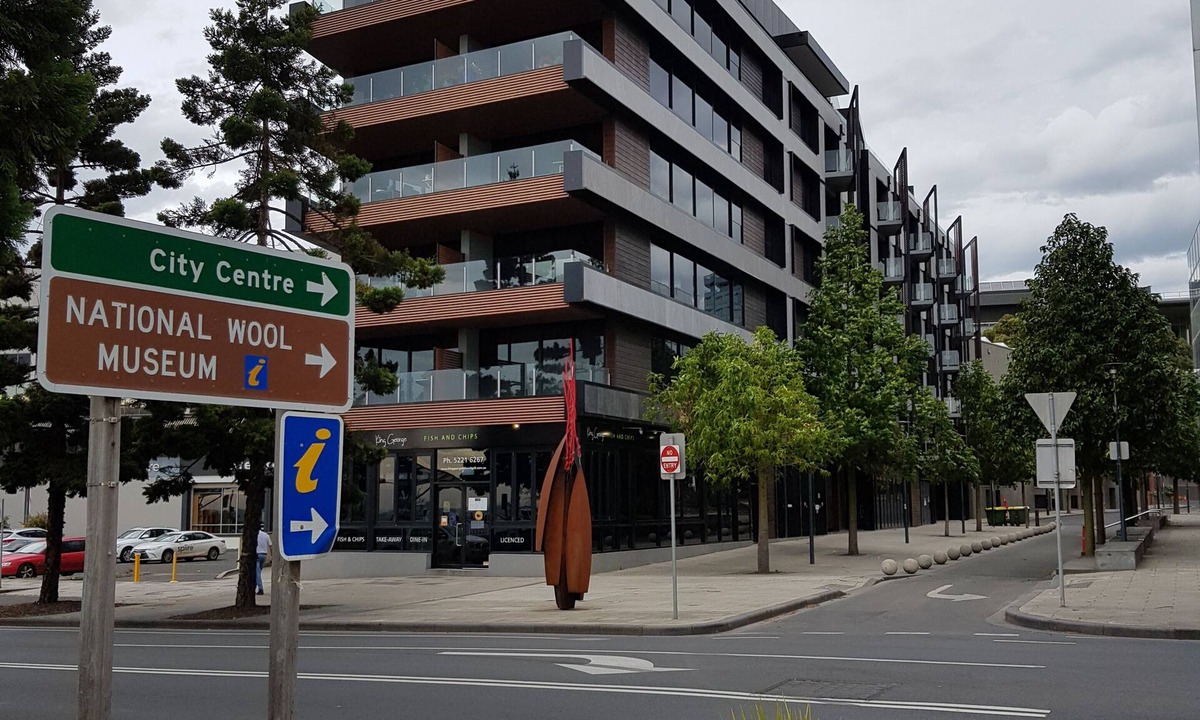 Point | Geelong