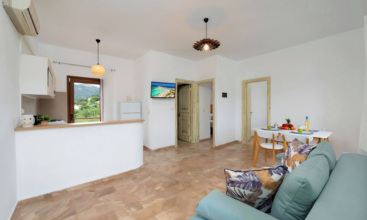 Istron Apartment | Plaisir Beachside Apts