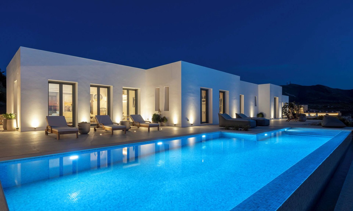 Paros Villa | Plastires villas: 3bd Infinity Pool Villa