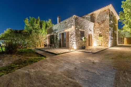Vanato Apartment | Platanus Inn Villa by "elite"