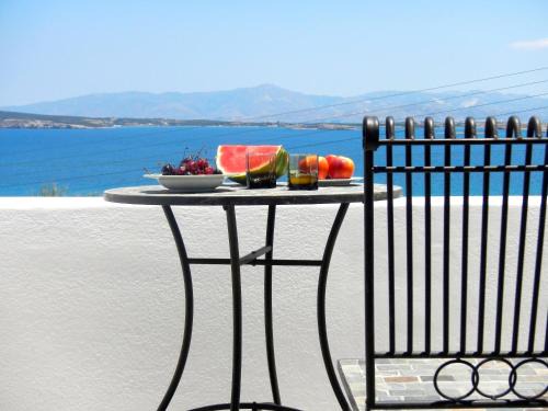 Naousa Apartment | Playera bungalow F sea view