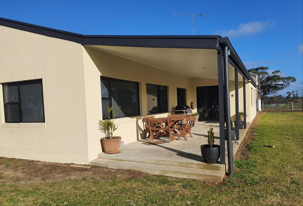 Wandilo House | Pleasant Hill BnB