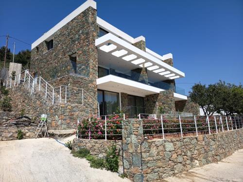Plomari Apartment | Plomari View Stone Apartments