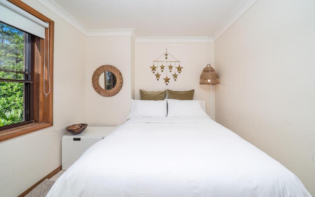 Point Clare Apartment | Point Clare - Relax and unwind - Greenery & Birdsongs