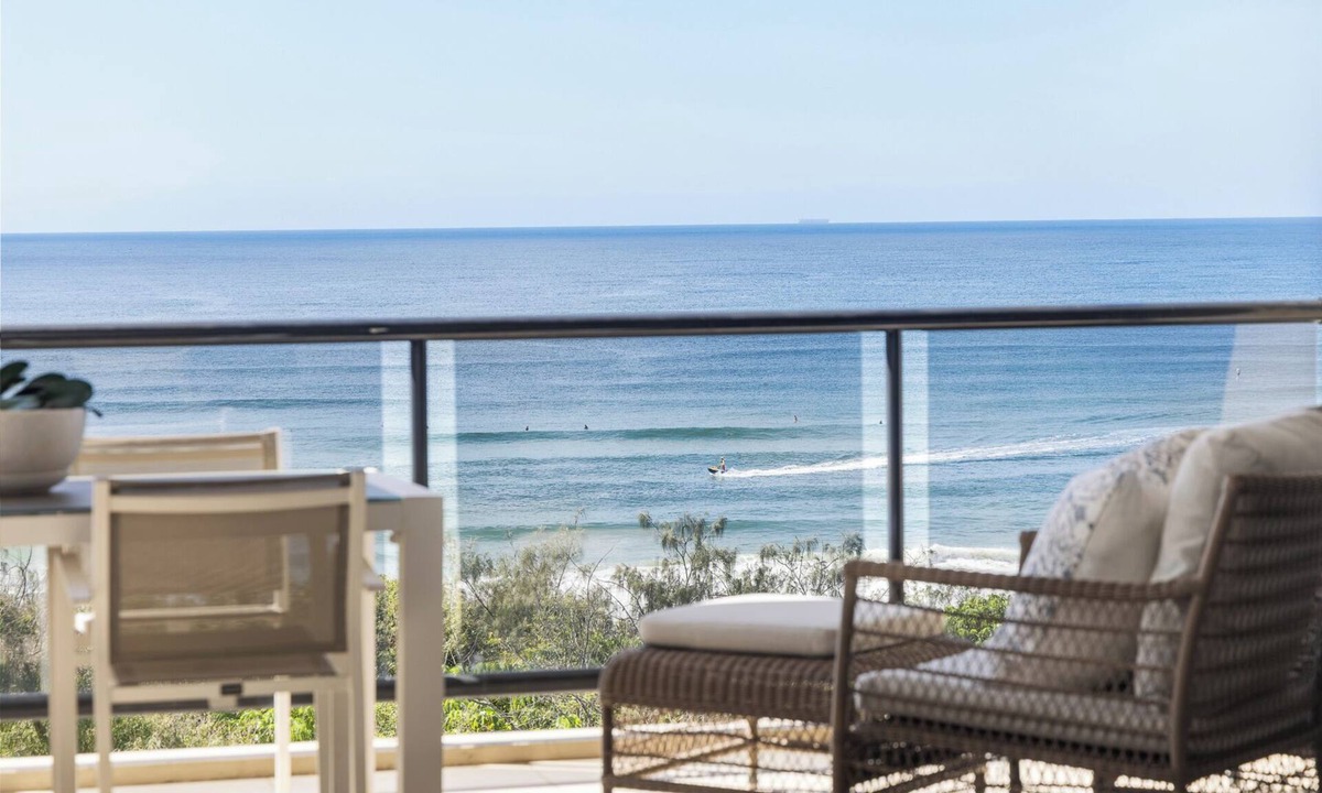 Sunrise Beach Apartment | Postcard on Sunrise Beach