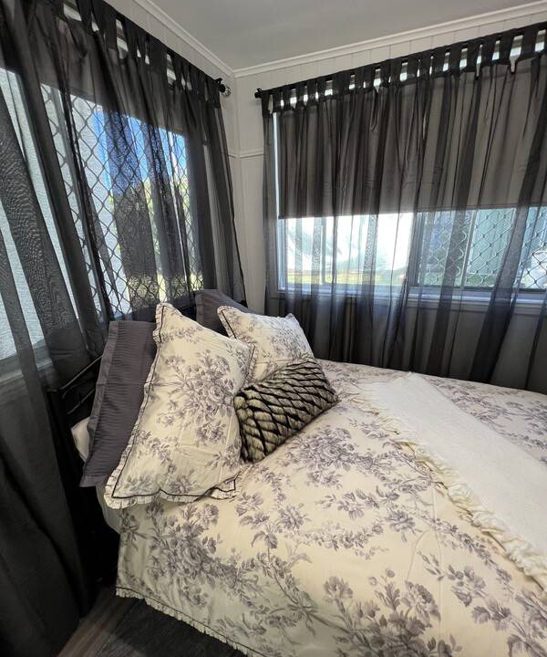 Ormiston Resort | Private room ∙ 1 guest